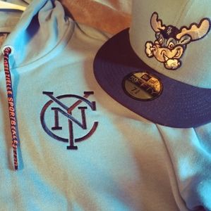 Zip up hoodie w/ matching hat